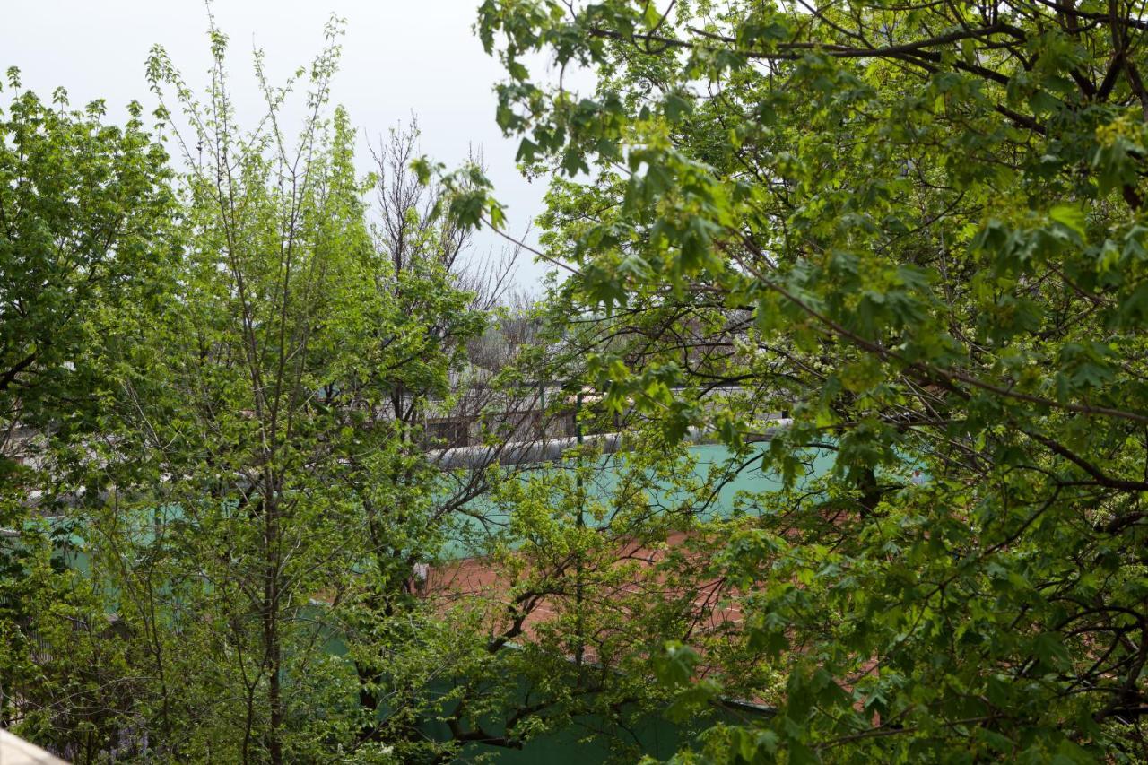 Lvc,Lac & Nyc Apartshotel Faleza Galaţi Buitenkant foto